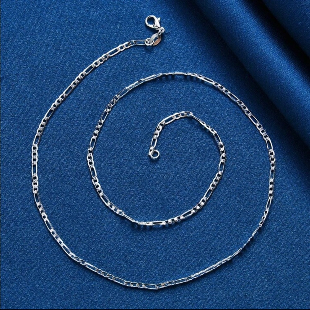 Silver Plated Chain Necklace and Bracelet Set - Picture 3 of 4